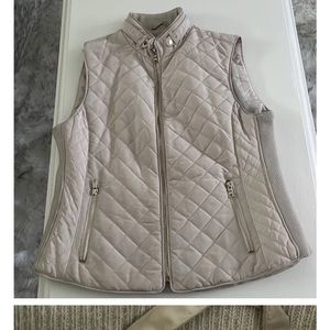 Vest size L never worn new without tags Dress Barn L